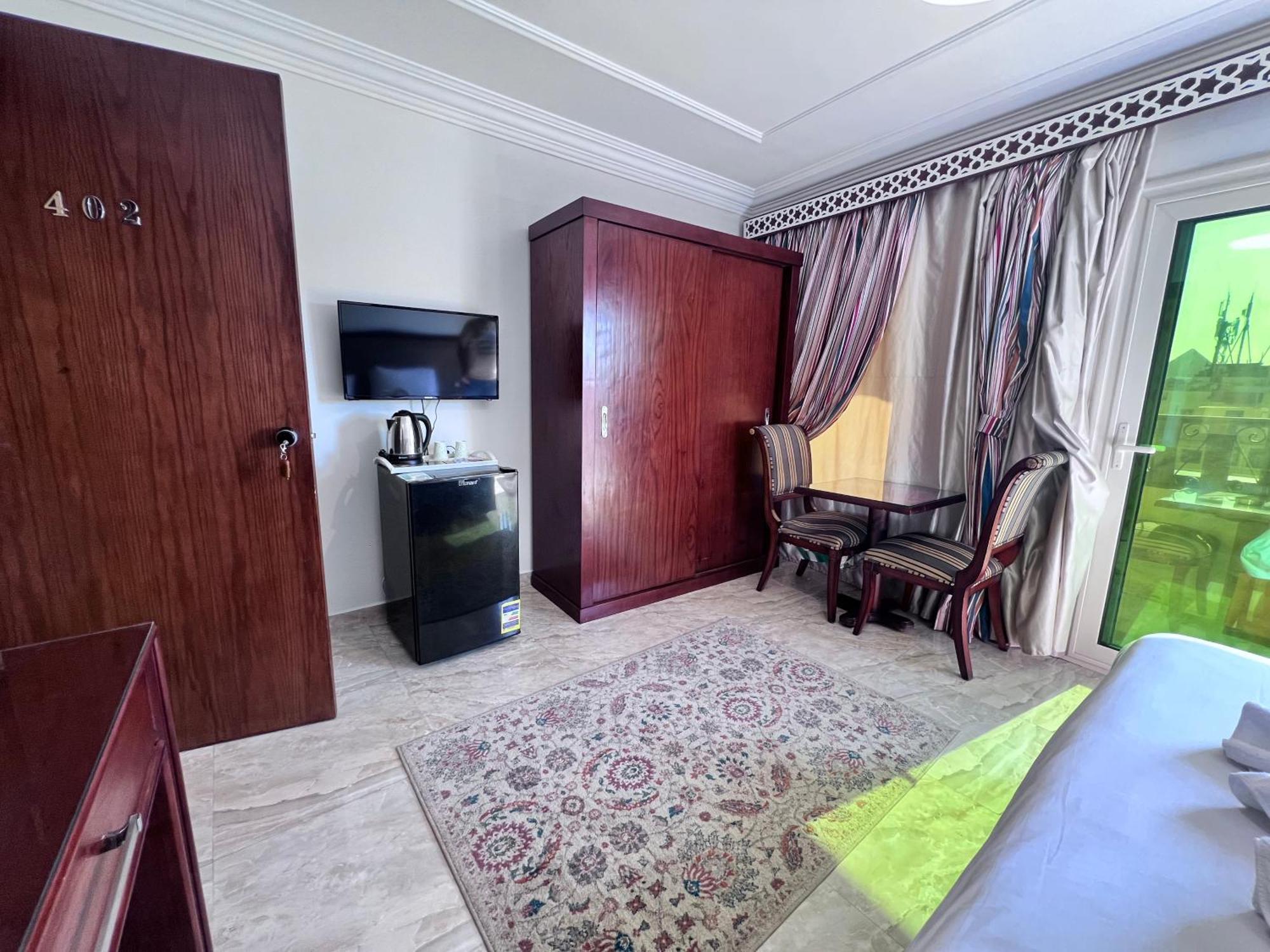 Flower Pyramids Inn Kafrat al Jabal ภายนอก รูปภาพ