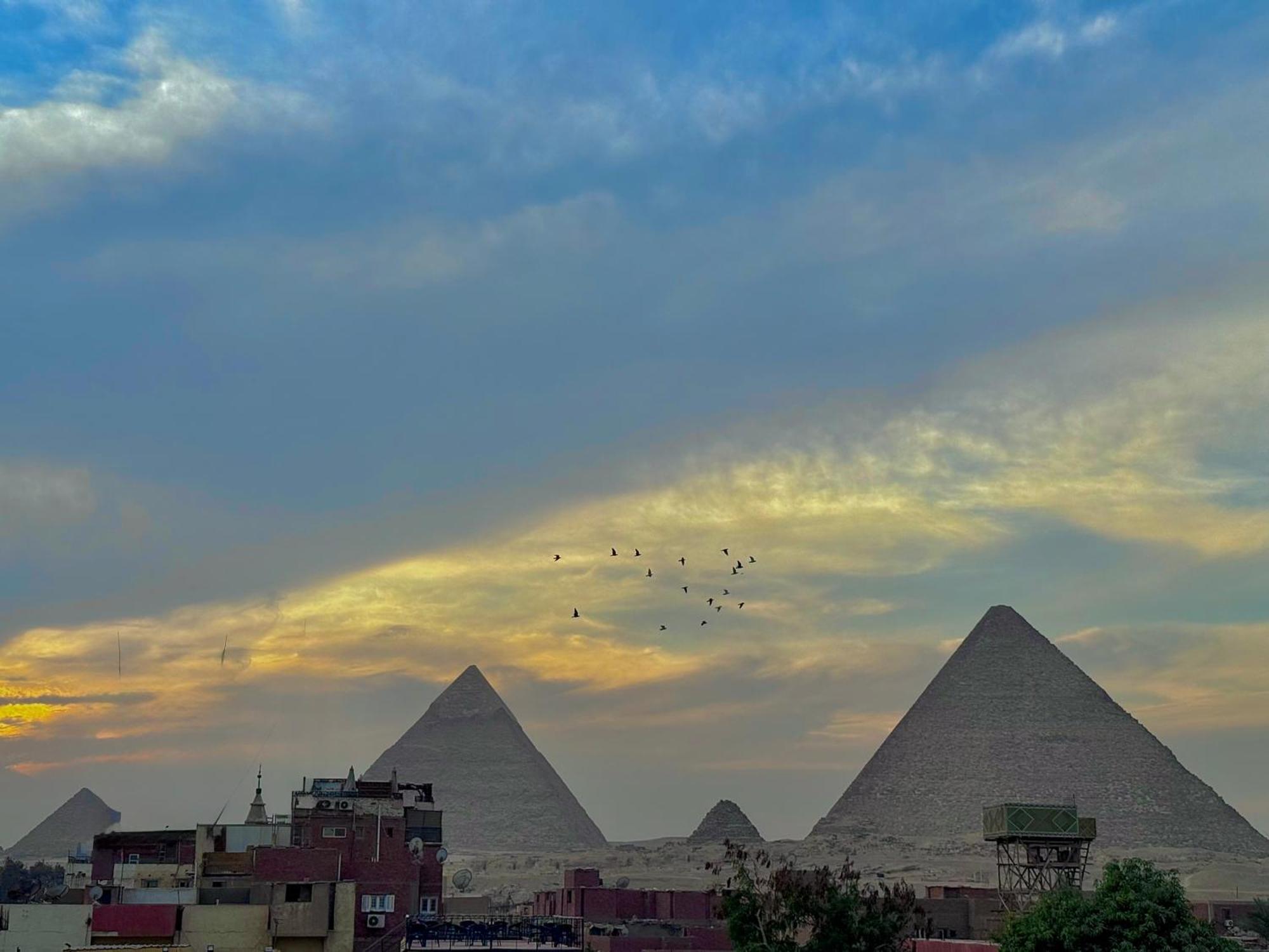 Flower Pyramids Inn Kafrat al Jabal ภายนอก รูปภาพ