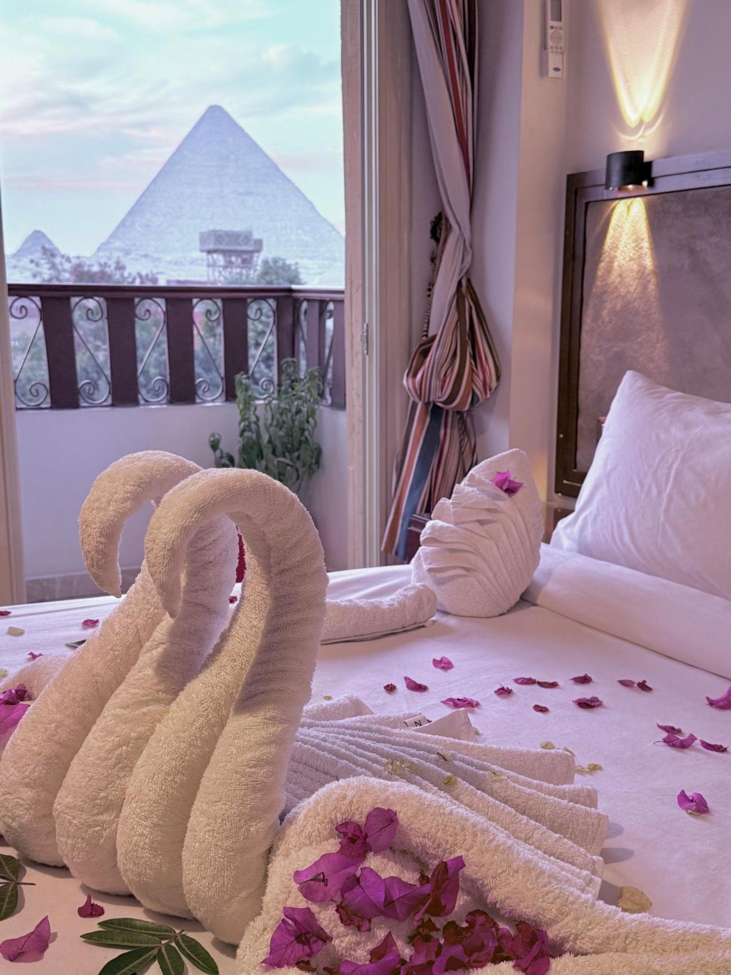 Flower Pyramids Inn Kafrat al Jabal ภายนอก รูปภาพ