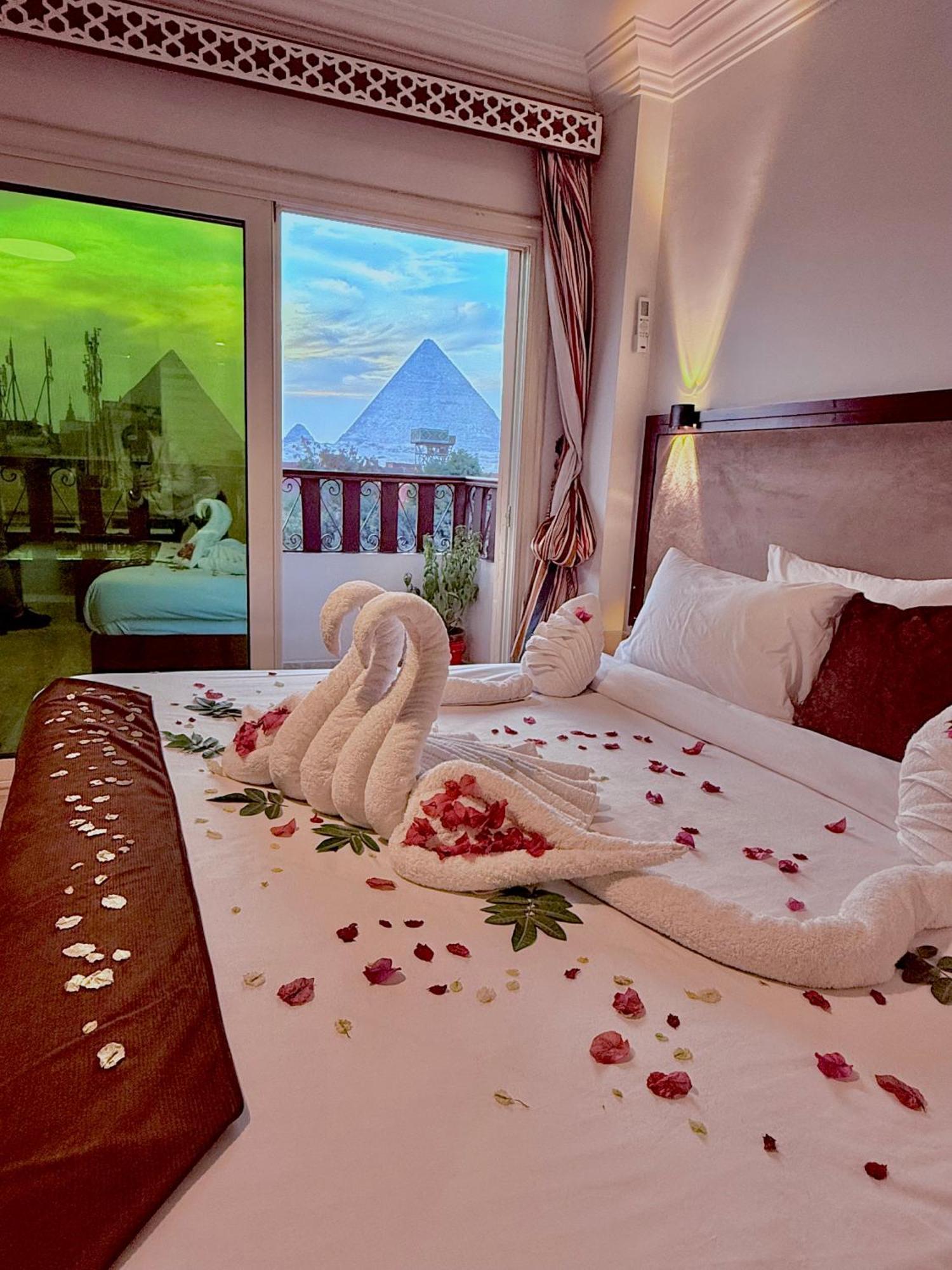 Flower Pyramids Inn Kafrat al Jabal ภายนอก รูปภาพ